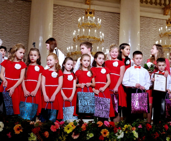 Детский коллектив церкви РОСХВЕ выступил на Фестивале народных и религиозных хоров
