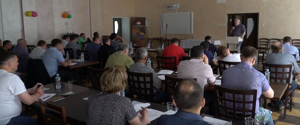 Видеорепортаж о встрече Начальствующего епископа РОСХВЕ с заместителями и представителям в регионах
