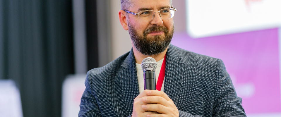 Епископ Константин Бендас выступил в Сколково на тему «социальных лифтов»