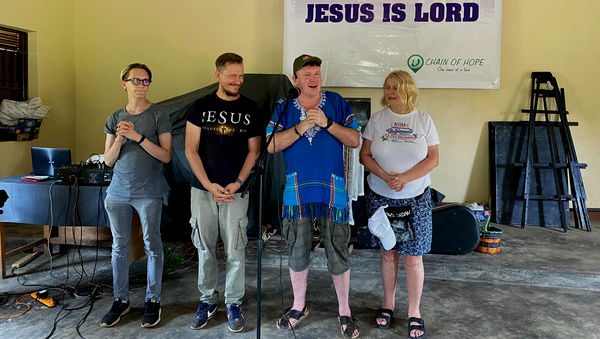 Российские миссионеры провели детские конференции «Глория» в Уганде