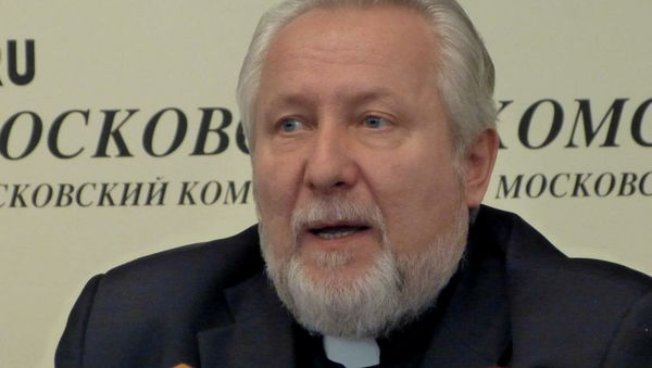 Епископ Сергей Ряховский резко прокомментировал ЛГБТ-флаг над посольством США в Ватикане