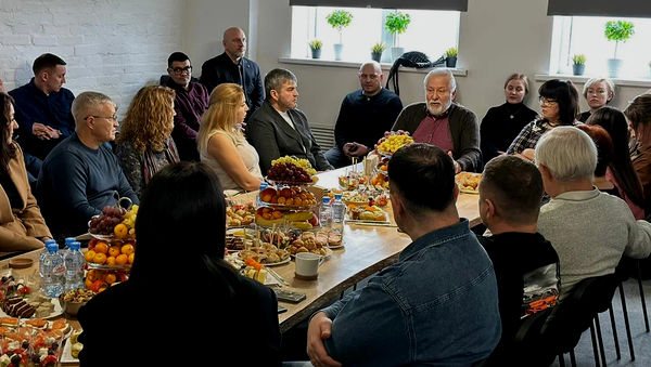 Епископ Сергей Ряховский встретился с пасторами евангельских церквей Новосибирска