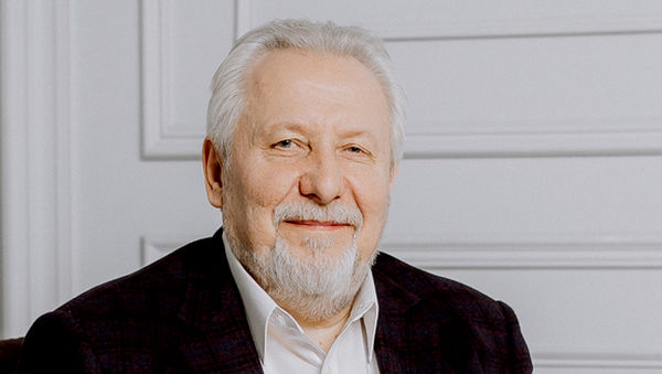 Епископ Сергей Ряховский для МК: Рождество всегда превыше обстоятельств