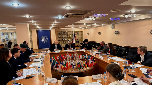 Представители РОСХВЕ приняли участие в заседании Межрелигиозной рабочей группы по защите прав верующих от дискриминации и ксенофобии