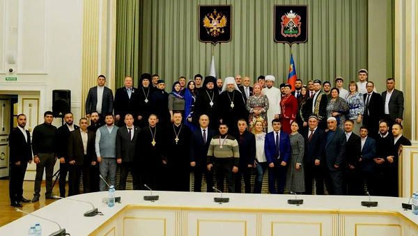 Представители РОСХВЕ приняли участие в заседании межконфессионального совета и совета по межнациональным отношениям при Губернаторе Кузбасса