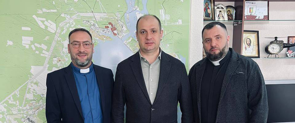 Полномочный представитель Начальствующего епископа РОСХВЕ(п) в Иркутской области встретился с мэром Братска