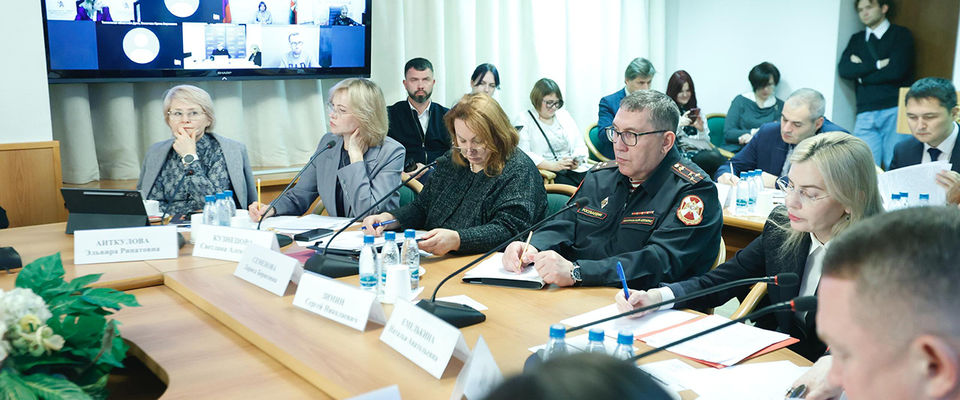 В Госдуме обсудили роль общественных и религиозных объединений в социально-трудовой адаптации