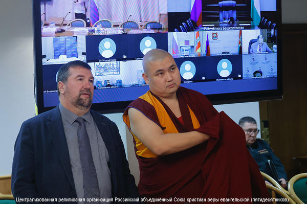 В Госдуме обсудили роль общественных и религиозных объединений в социально-трудовой адаптации