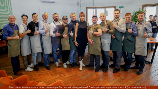 Полпред РОСХВЕ(п) принял участие в кулинарном конкурсе в честь Дня отца в Улан-Удэ