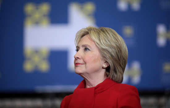 LYTTEØKTER: Hillary Clintons rådgivere har hatt flere 