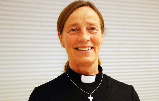 FYRSTE KVINNE: Domprost Anne Lise Ådnøy er tilsett som ny biskop i Stavanger bispedømme. Ho vert Stavanger sin fyrste kvinnelege biskop. FOTO: Tove Marie Sortland/Dnk