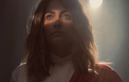 SPILLER JESUS: Paris Jackson, som er den avdøde popartisten Michael Jacksons datter, skal spille en kvinnelig Jesus-skikkelse i filmen Habit. FOTO: Voltage Pictures