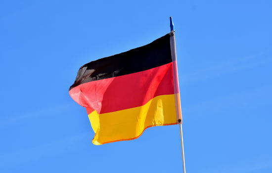 UNGE TROR MER: I en tysk undersøkelse sier 64 prosent av respondentene under 30 år at de tror på Gud. Antallet for hele den tyske befolkningen er kun 48 prosent. FOTO: Pixabay