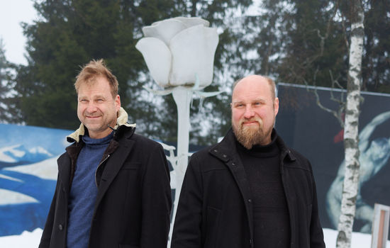PRISVINNERE: Vebjørn og Eimund Sand tildeles Livsvernprisen for sin kunstinstallasjon Roseslottet i Oslo. FOTO: Øyvind Ganesh Eknes/Menneskeverd