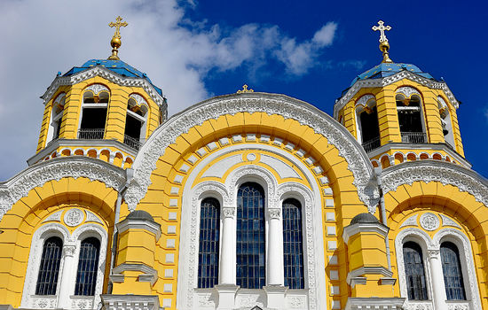 FORFØLGES: Prester i den ukrainsk-ortodokse kirken, men også i andre kirkesamfunn, blir hardhendt behandlet om de motsetter seg å samarbeide med de russiske okkupantene. Foto: Slava Maslov/Pixabay.