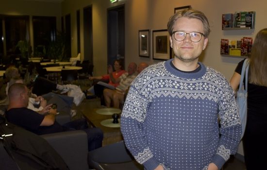 UNG LEDER: – Jeg håper folk skal bli bedre kjent med Jesus, og så håper jeg dette kan bli en ressurs for menighetene, sier Kristian Næss Holm (25) som leder 40 dager Ung i Frikirken i Kristiansand. Foto: Ingunn Olsson Mercer, KPK.