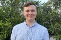 NYANSATT: Daniel Tonheim (25) overtar ikke bare én, men to prestestillinger i Det evangelisk-lutherske kirkesamfunn i februar. Foto: DELK.