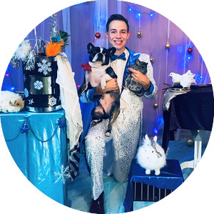 Фокусник с животными