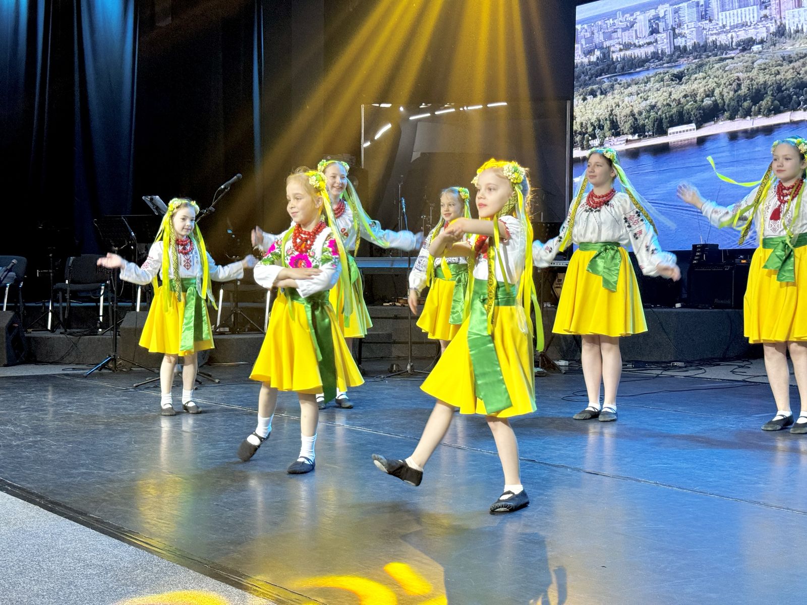 НЕДІЛЬНІ БОГОСЛУЖІННЯ 25.05.25