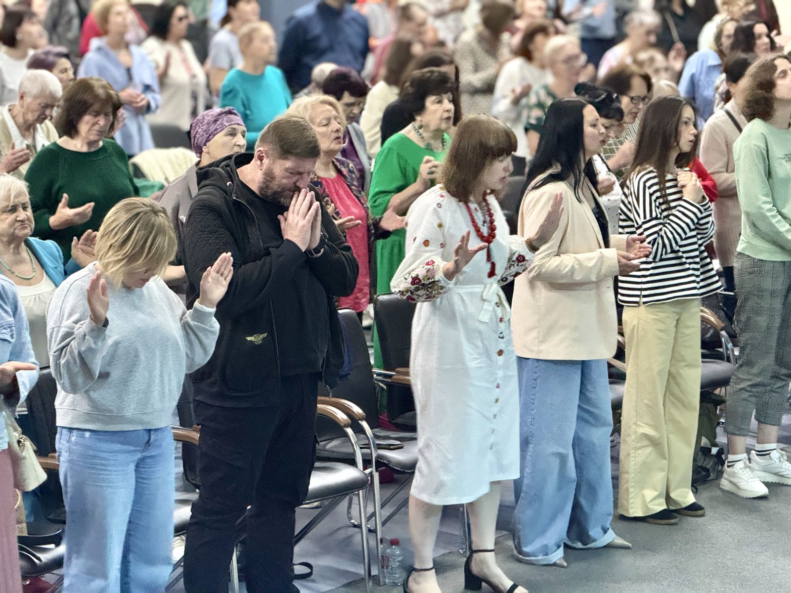 НЕДІЛЬНІ БОГОСЛУЖІННЯ 15.06.2025