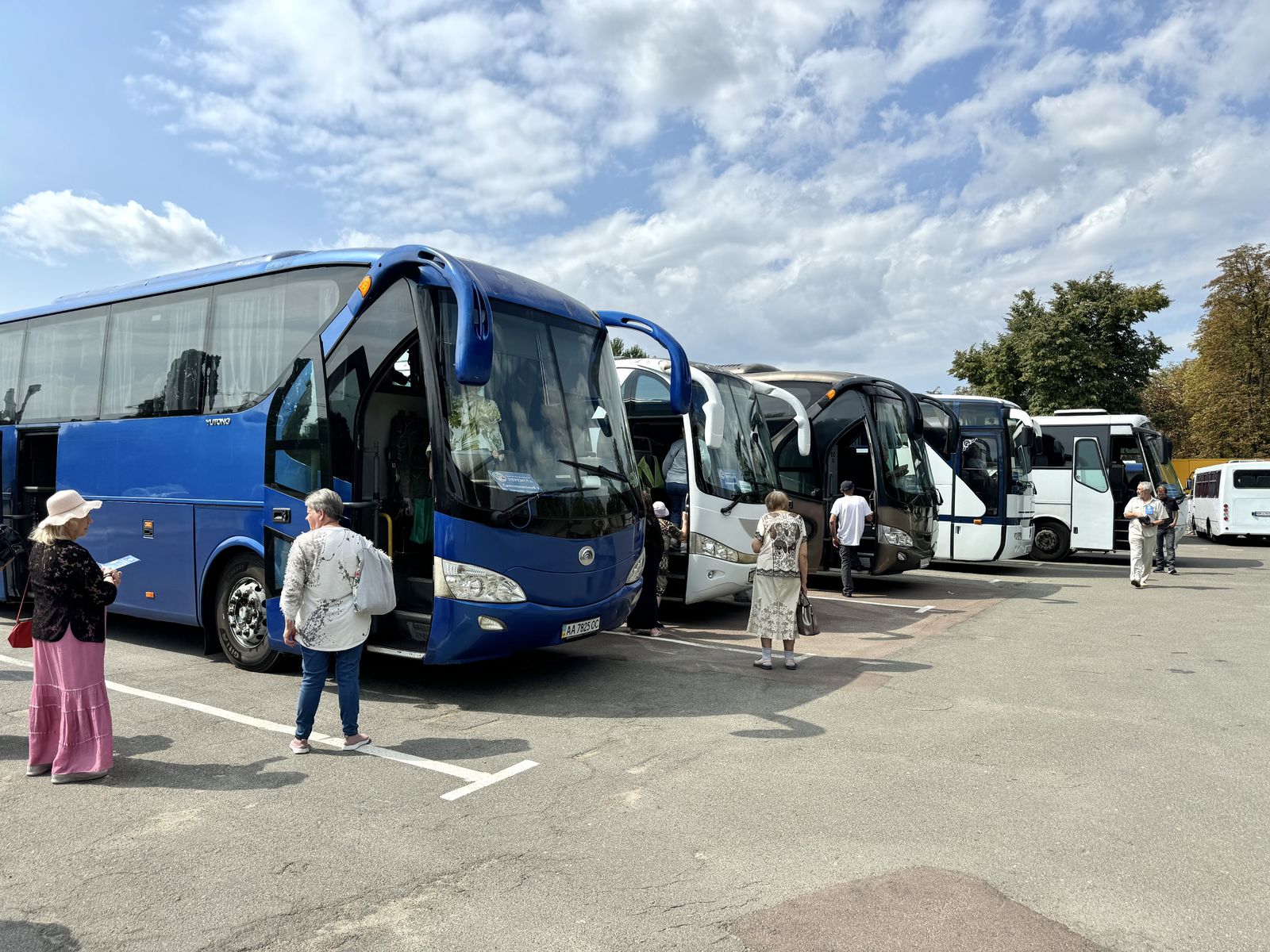 НЕДІЛЬНІ БОГОСЛУЖІННЯ  17.08.2025