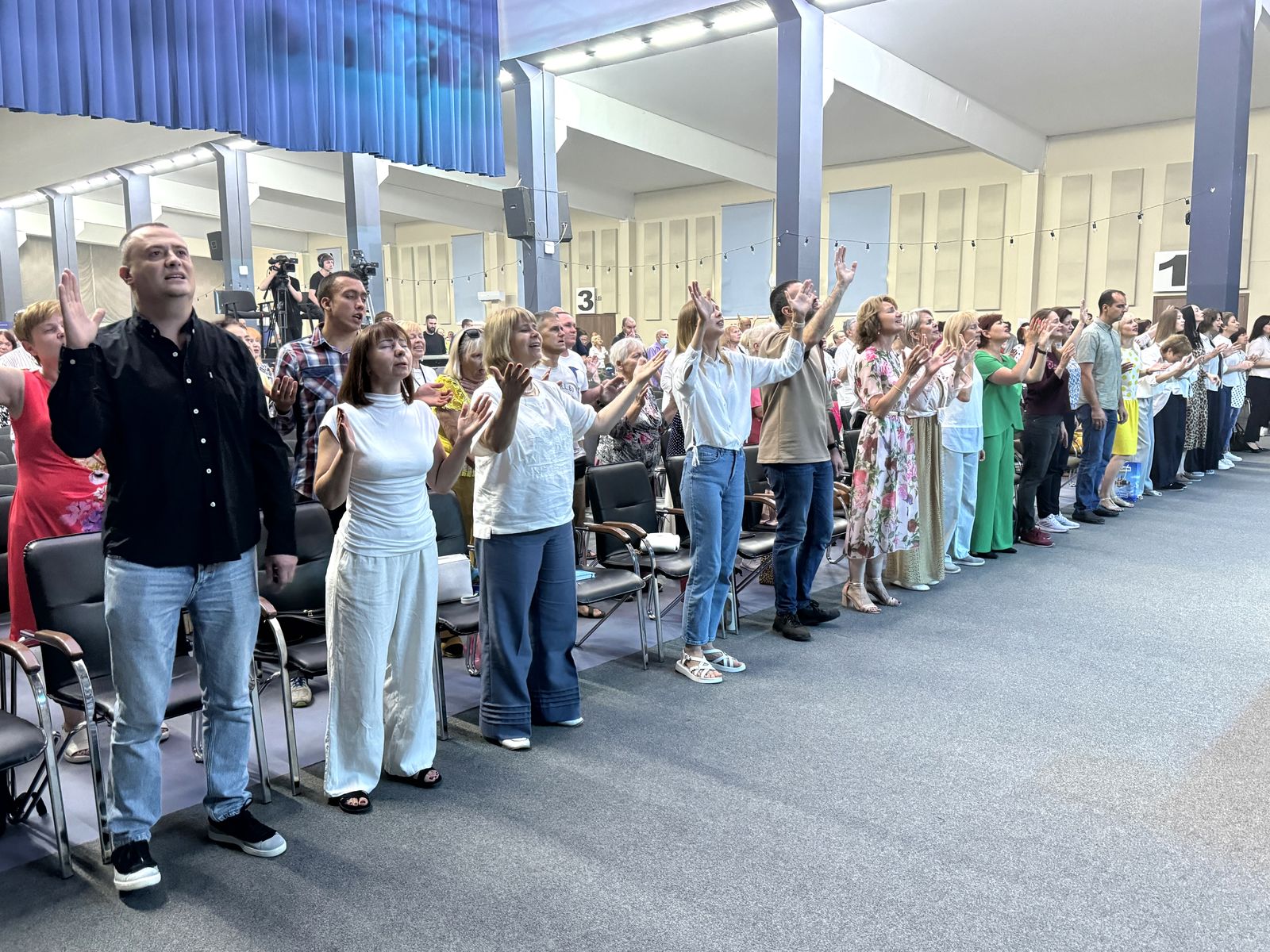 НЕДІЛЬНІ БОГОСЛУЖІННЯ  17.08.2025