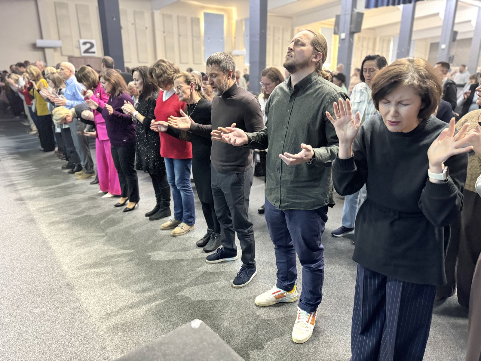 НЕДІЛЬНІ БОГОСЛУЖІННЯ 12.10.25