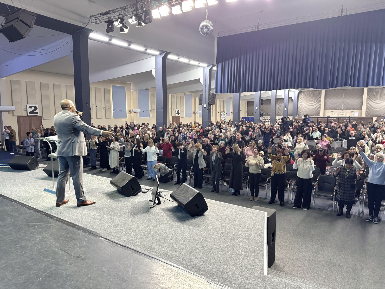 НЕДІЛЬНІ БОГОСЛУЖІННЯ 09.11.25