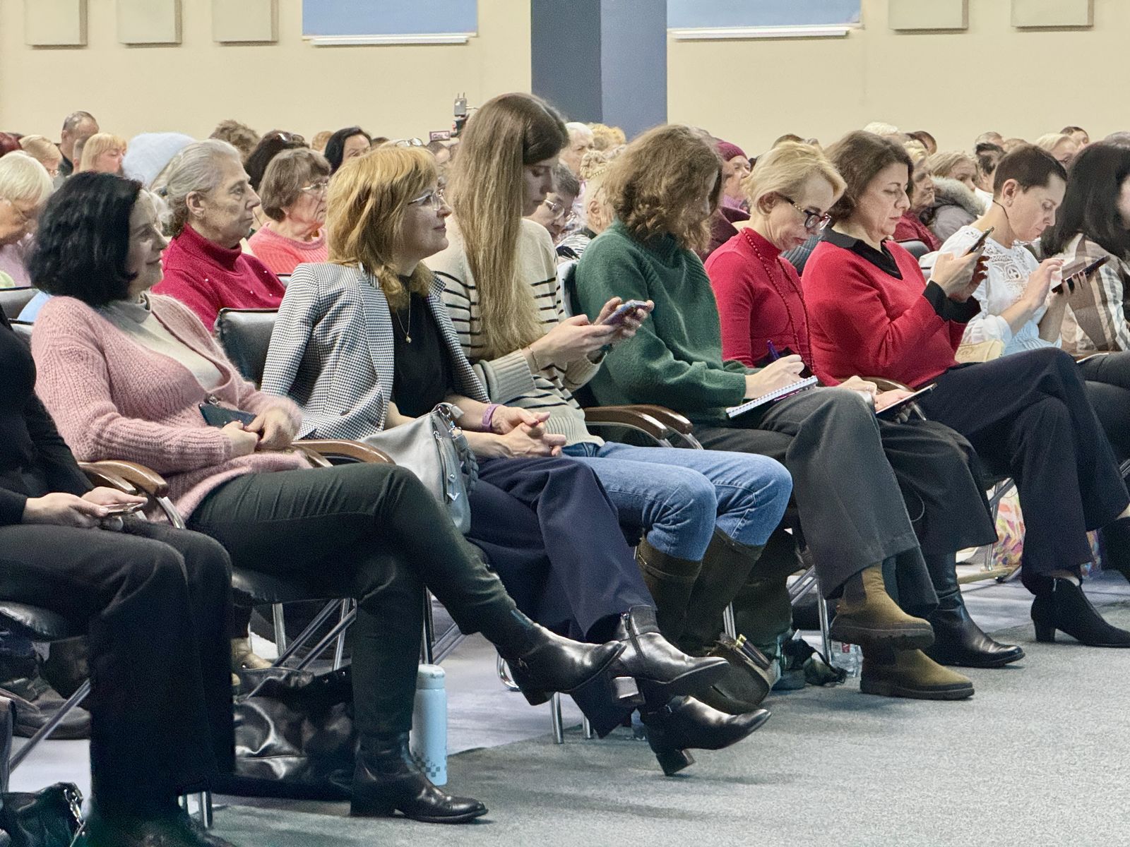 НЕДІЛЬНІ БОГОСЛУЖІННЯ 09.11.25