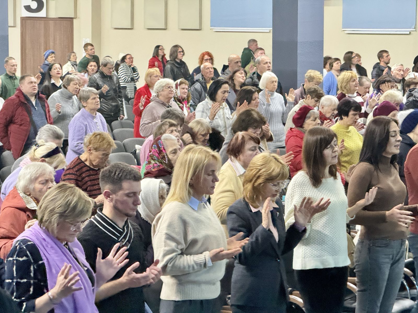 НЕДІЛЬНІ БОГОСЛУЖІННЯ 16.11.25