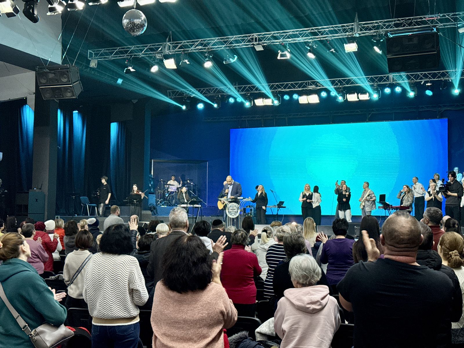 НЕДІЛЬНІ БОГОСЛУЖІННЯ 16.11.25