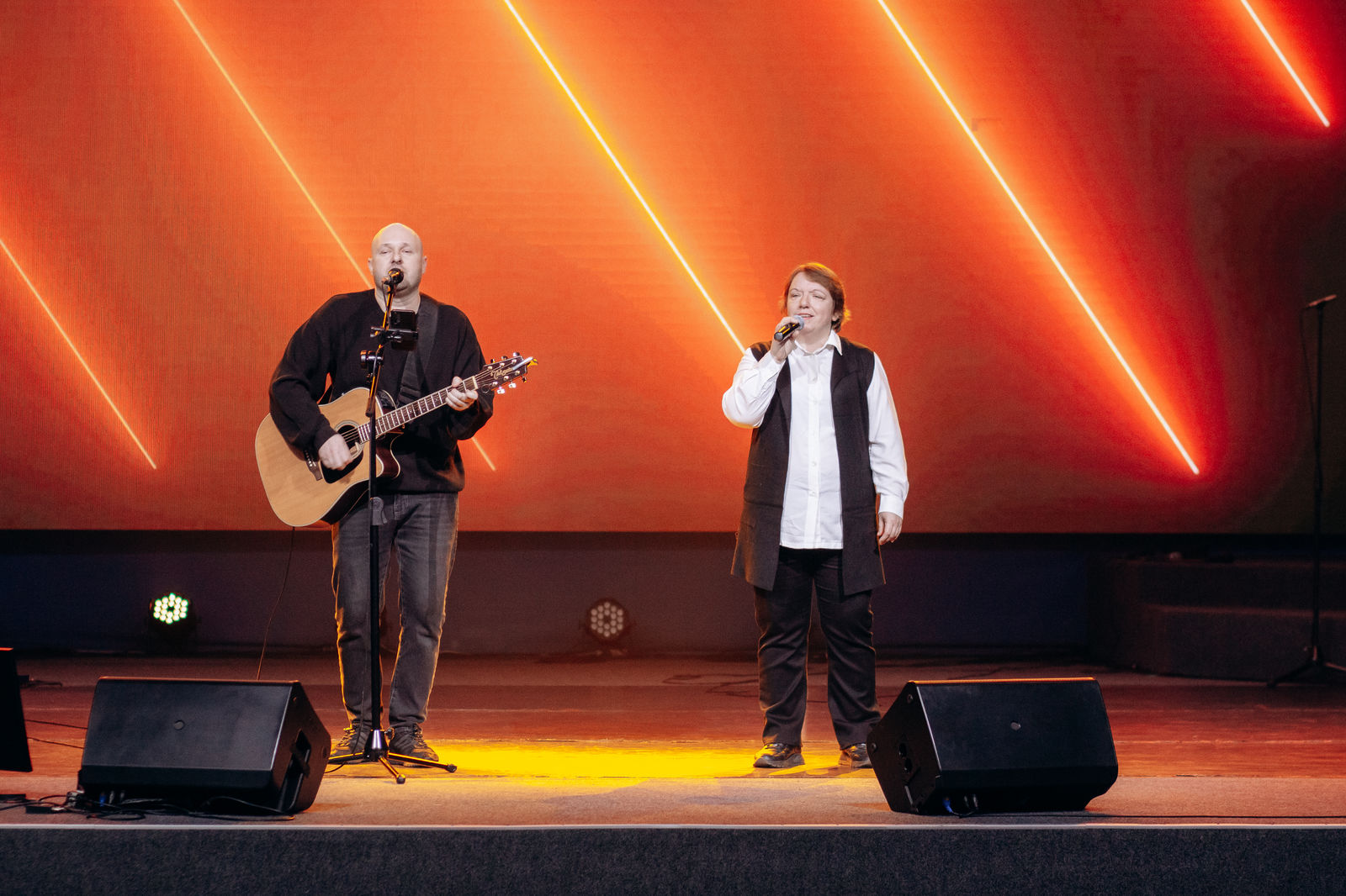 НЕДІЛЬНІ БОГОСЛУЖІННЯ 30.11.2025