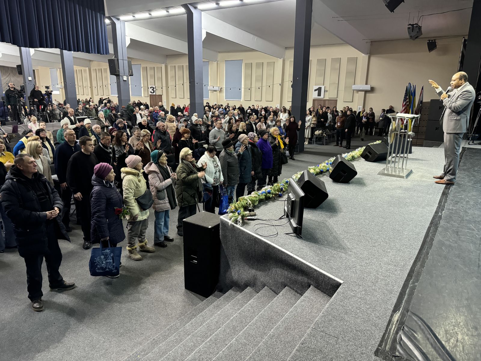 ВОСКРЕСНЫЕ БОГОСЛУЖЕНИЯ 04.01.2026