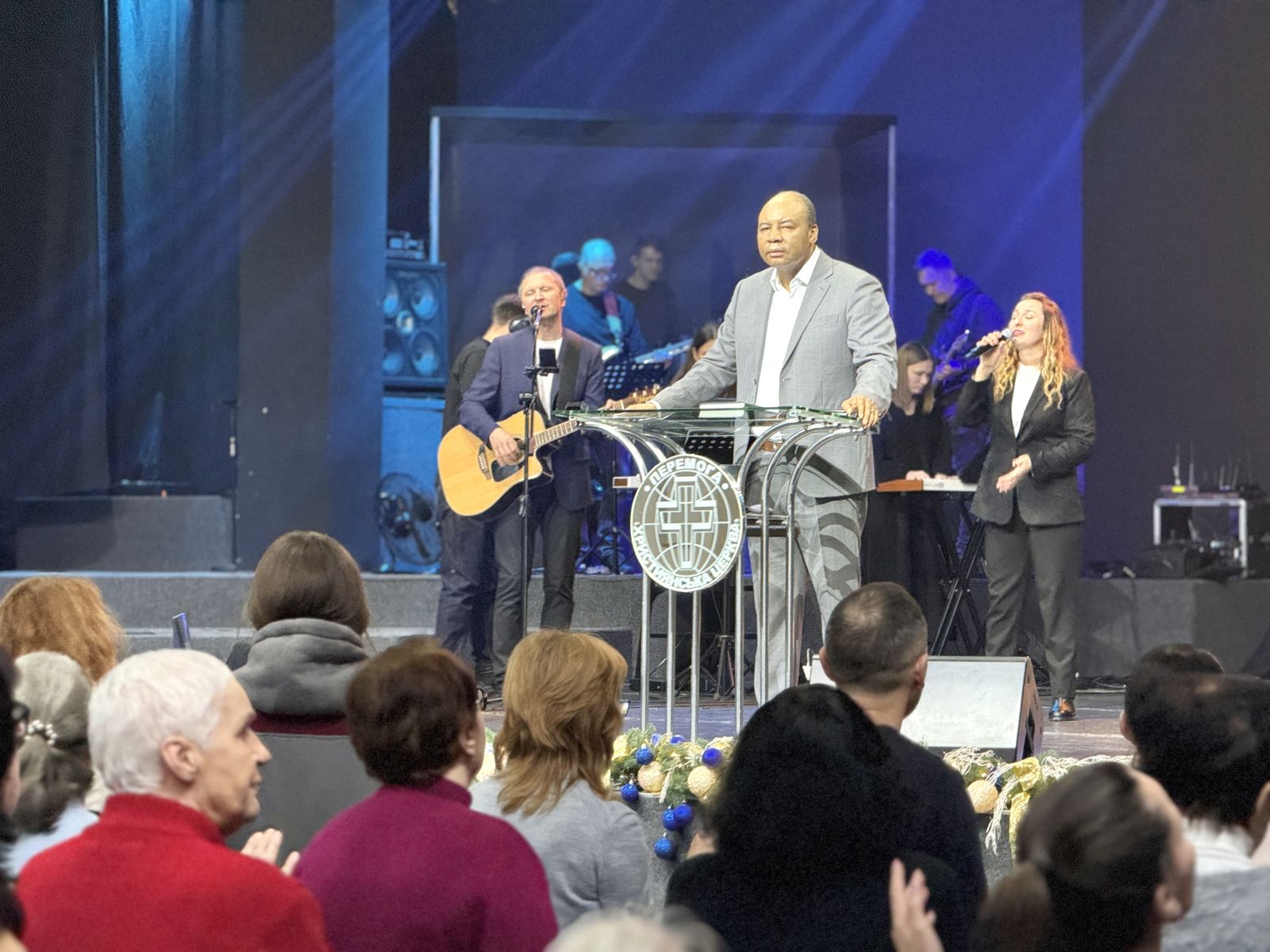 ВОСКРЕСНЫЕ БОГОСЛУЖЕНИЯ 04.01.2026