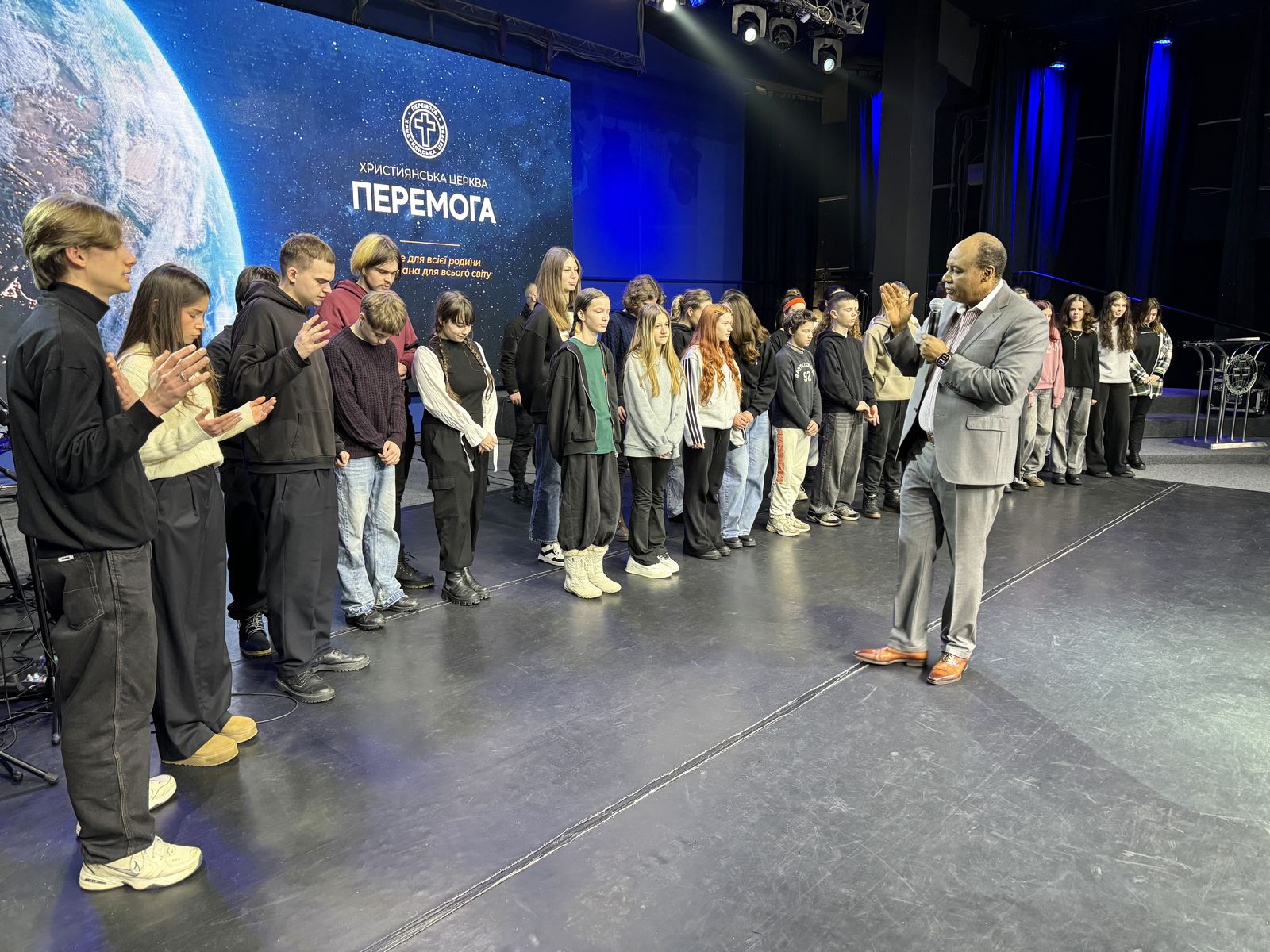 ВОСКРЕСНЫЕ БОГОСЛУЖЕНИЯ 08.02.2026