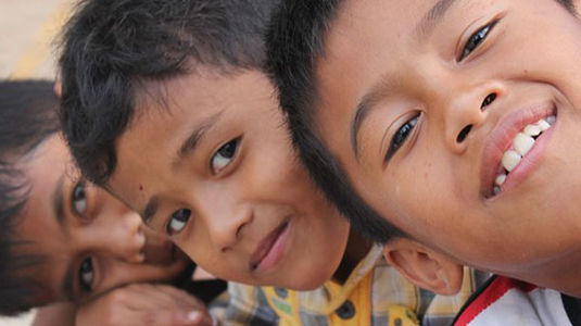 Support for food & clothes to 150 street children.