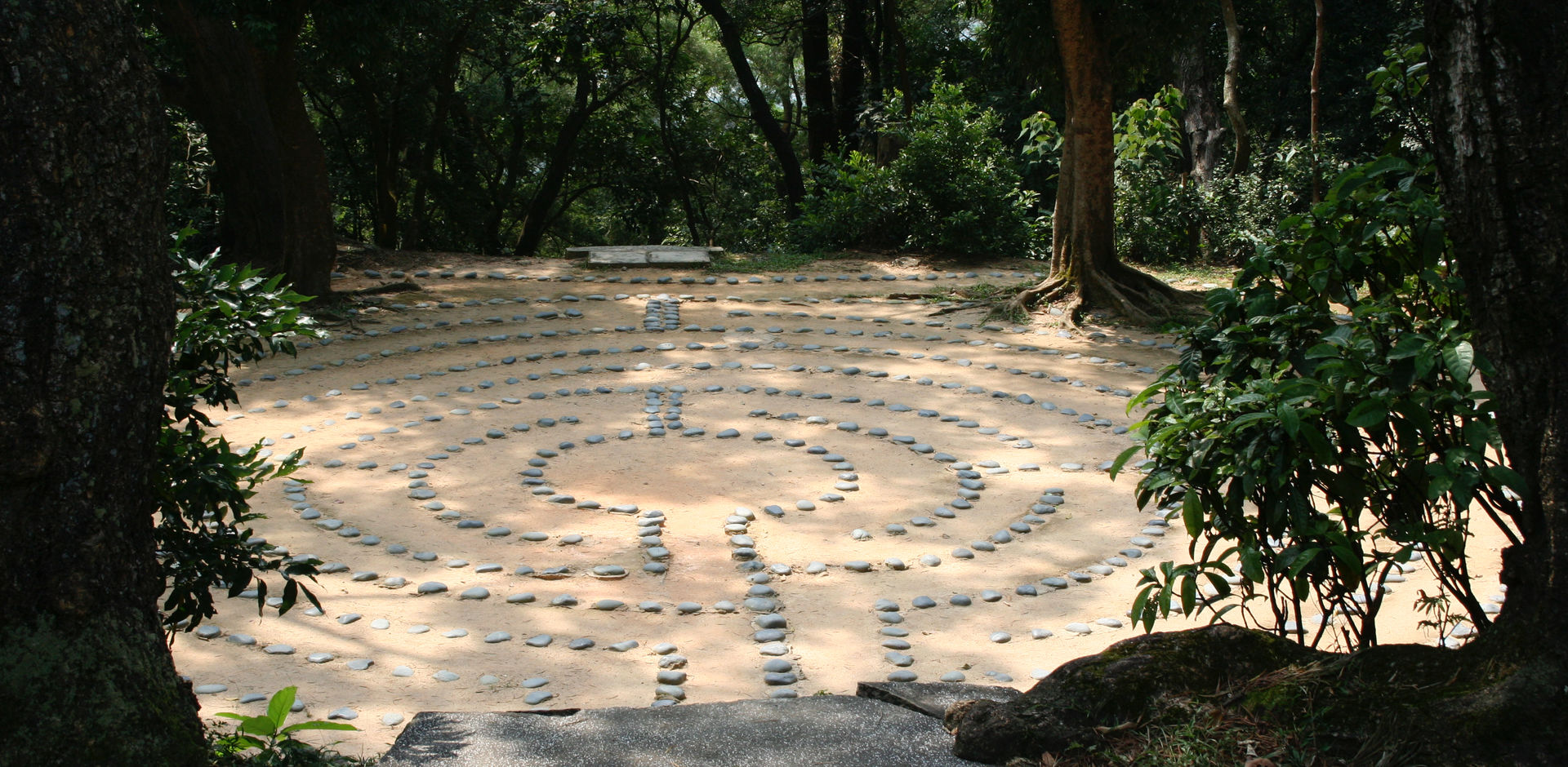 Labyrinten på Tao Fong Shan