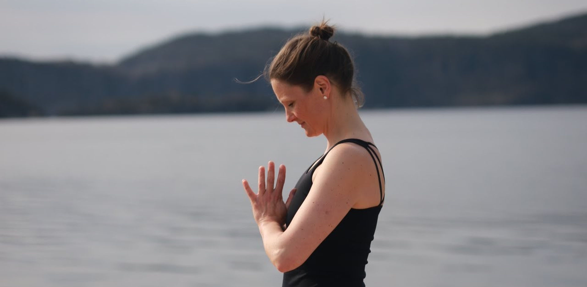 Kristen Yoga - Flow Slow