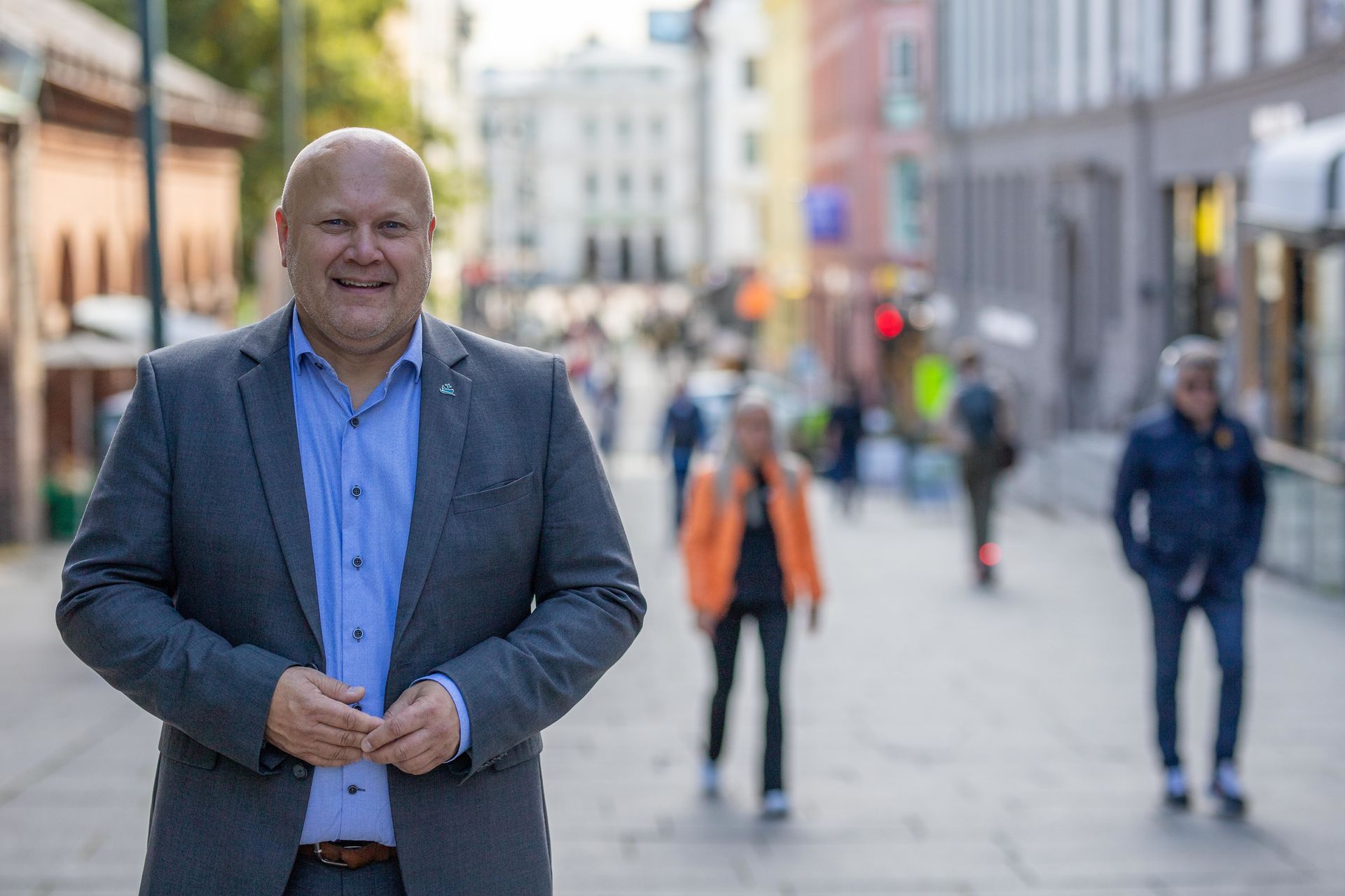 Troende og ikke-troende pilegrimer besøker terrormål