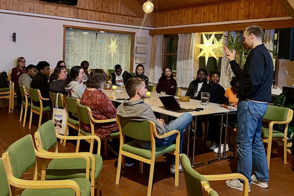 Har besøkt lokale ledere i høst