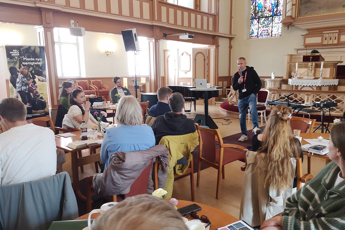 Gir mye av seg selv for noe nytt