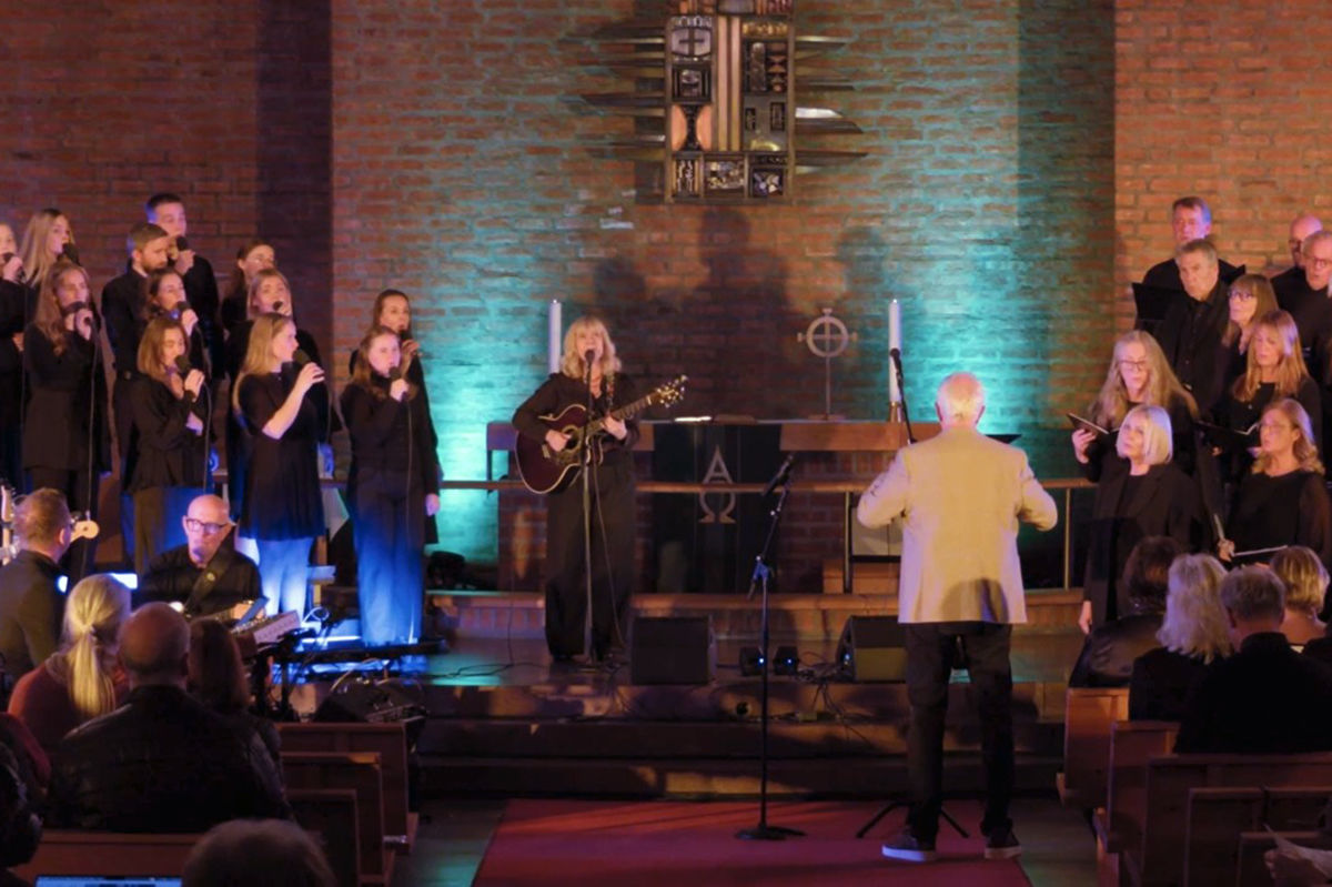 Se, Kongen kommer til oss!