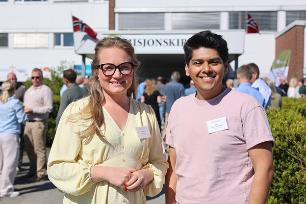 Åtte pastorer ble ordinert i Misjonskirken Norge