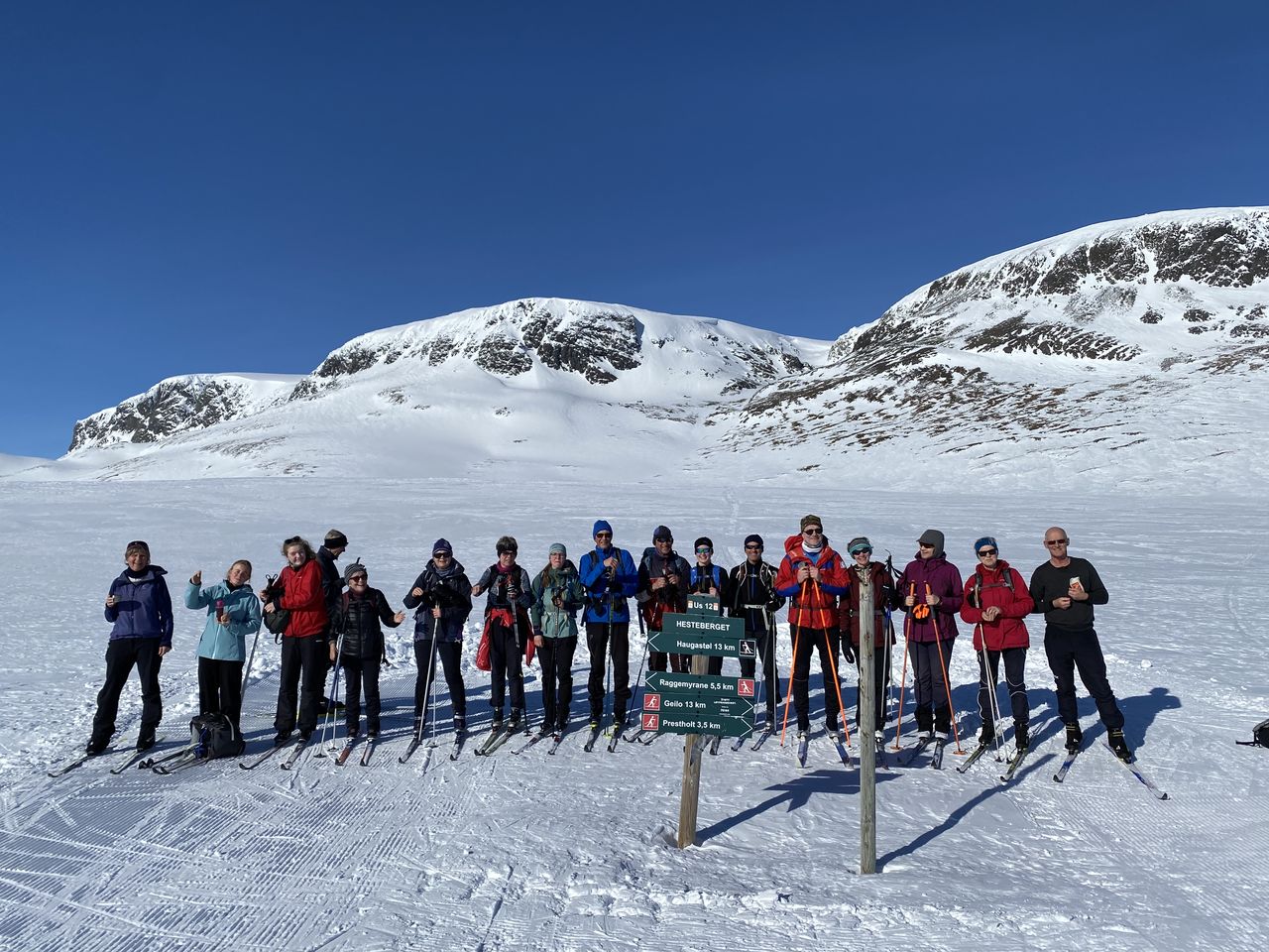 Ski og sang dagen lang