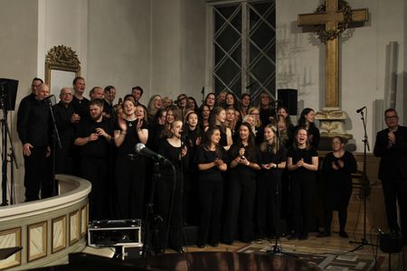 Glimt fra Salem Gospelkors turné i Sverige!
