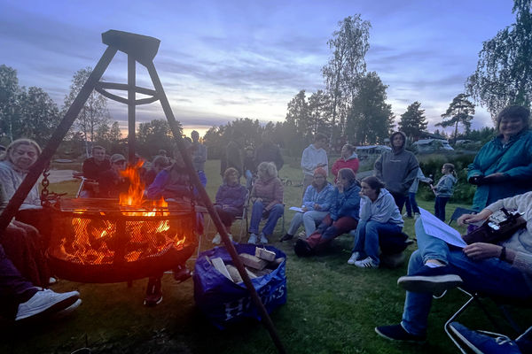 BLI MED TIL VEGÅRTUN