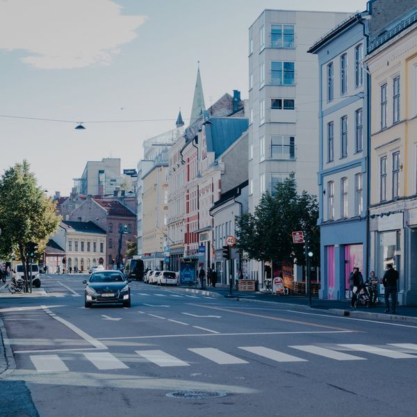 Støtt vårt arbeid / contribute to our work