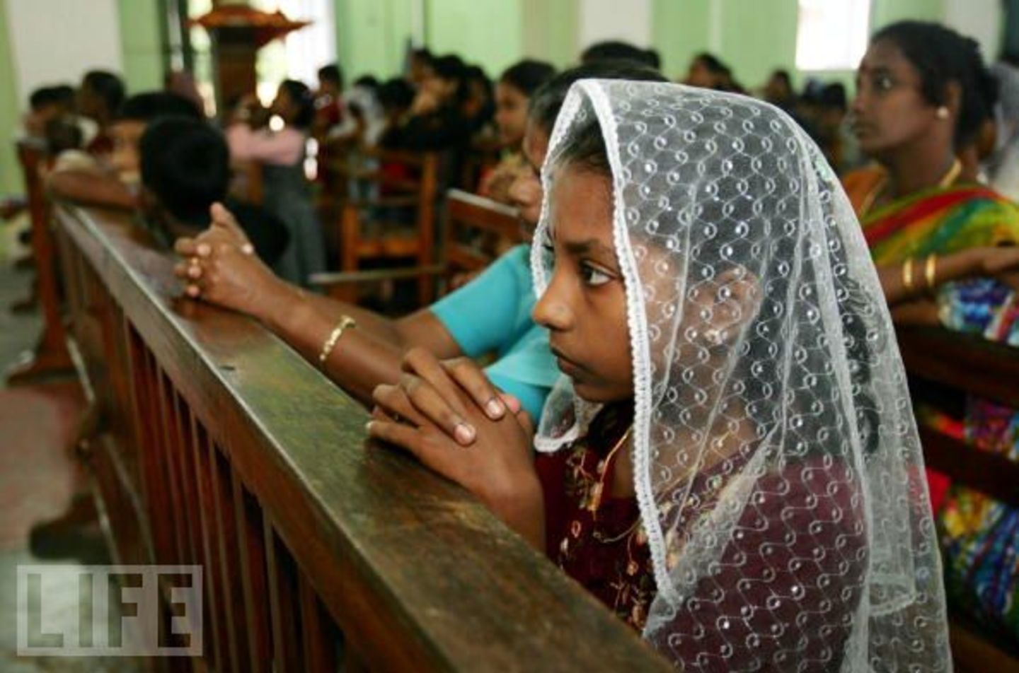 В Шри-Ланке христианам строят новые дома