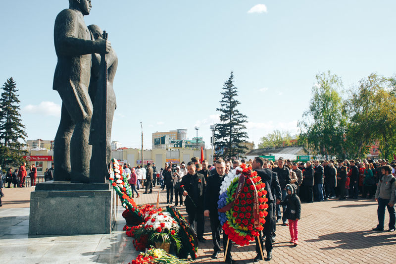 В День Победы пасторы евангельских церквей г.Барнаула возложили венки у Мемориала славы