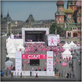 Елена Новикова на благотворительном марше AVON на Красной площади: «С Богом я победила рак»!